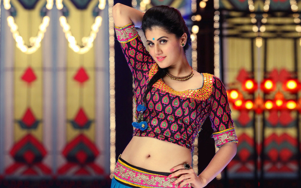 Taapsee Pannu Hot Sexy Photos And Wallpapers